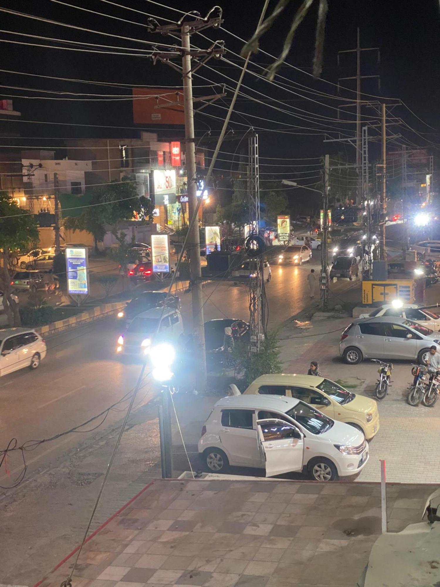 Baoo Jee Hotel Islamabad Rawalpindi Buitenkant foto